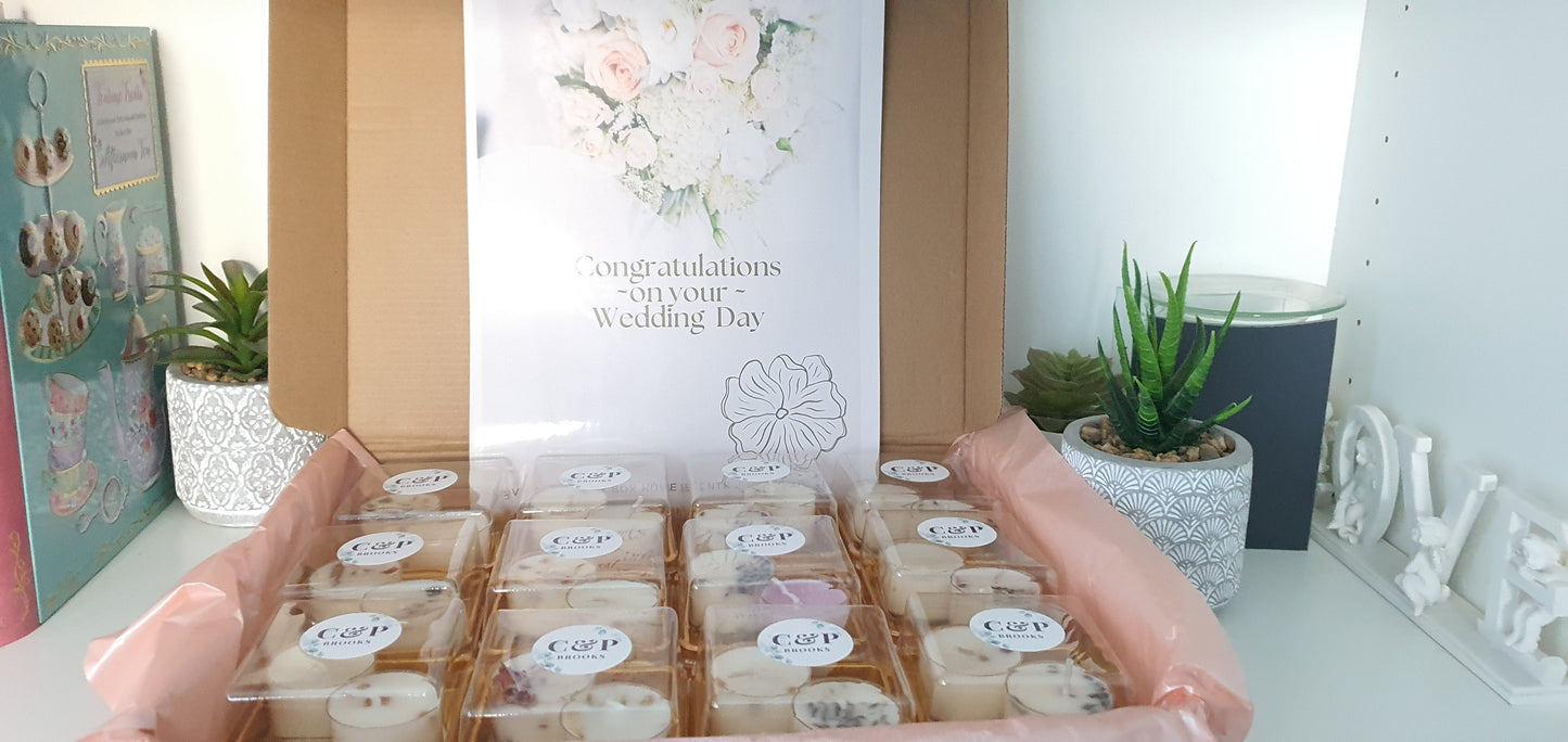 24 Personalised Wedding Candles Favours for Guests
