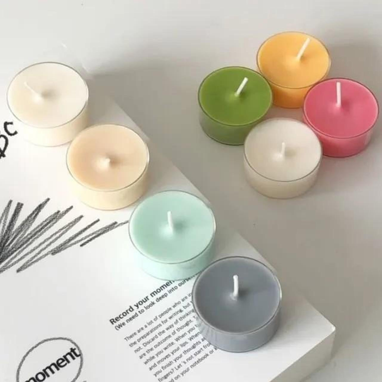 18 Gourmand Scented Candles, Tea Light Candles and holder, Long Burn 6-Hours